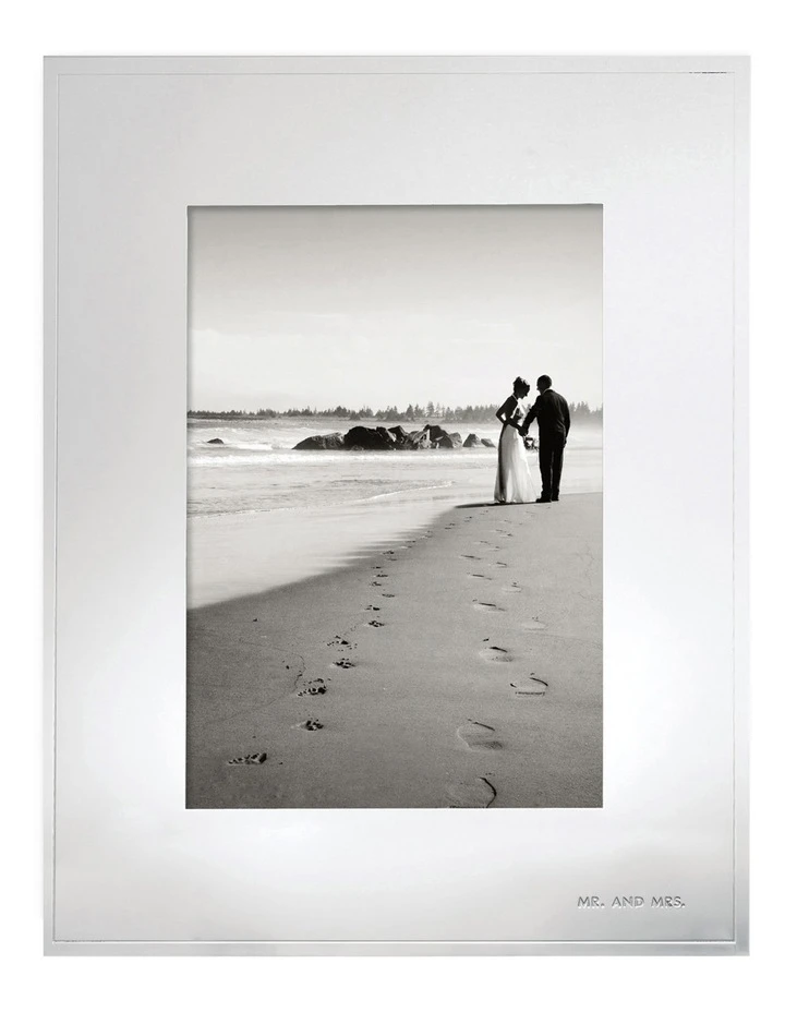 Kate spade new york Darling Point 5x7" Photo Frame Silver/White 1 Kate spade new york Darling Point 5x7" Photo Frame Silver/White