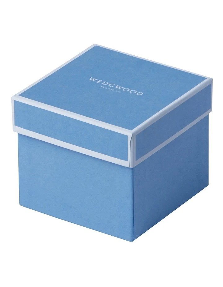 Wedgwood Folia 21cm Fine Bone China Round Vase White 3 Wedgwood Folia 21cm Fine Bone China Round Vase White - Image 3