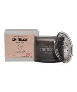 The Aromatherapy Company Smith & Co Fig & Ginger Lily Candle
