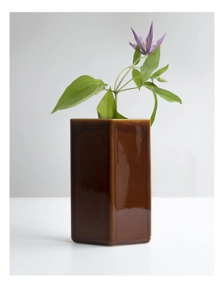 IITTALA Ruutu 18cm Glass Vase Brown 2 IITTALA Ruutu 18cm Glass Vase Brown - Image 2