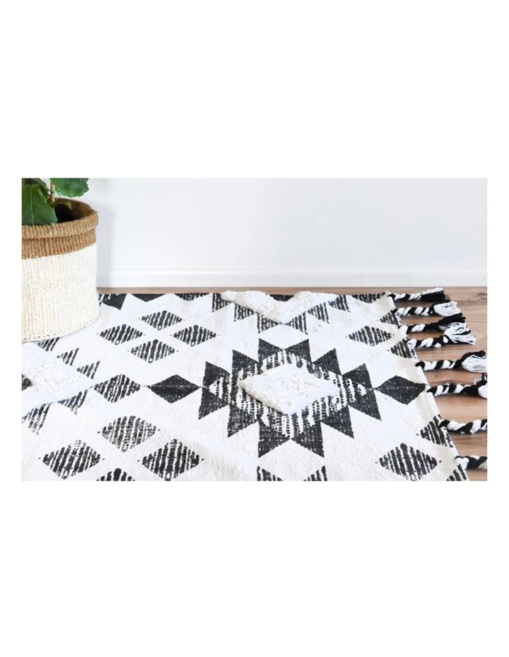 Collective Sol Traditional Rug Runner 6 Collective Sol Traditional Rug Runner - Image 6