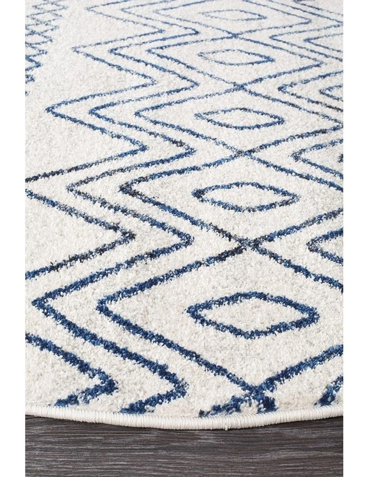 Rug Culture Oasis Nadia White Blue Rustic Tribal Round Rug 4 Rug Culture Oasis Nadia White Blue Rustic Tribal Round Rug - Image 4