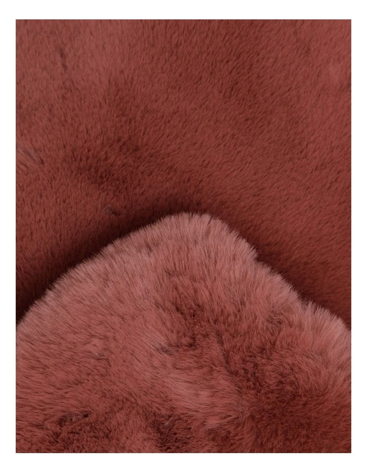 Heritage Amelie Faux Fur Throw Withered Rose 2 Heritage Amelie Faux Fur Throw Withered Rose - Image 2