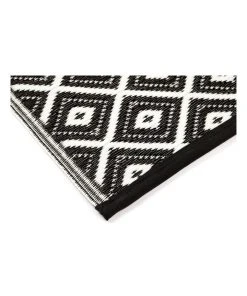 Fab Habitat 90x179cm Kimberley Black and White Recycled Plastic Outdoor Rug and Mat -The Shine Nook Sales Store 840979630 3 720x928