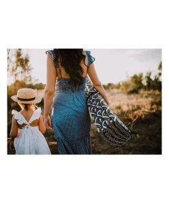 Fab Habitat 90x179cm Kimberley Black and White Recycled Plastic Outdoor Rug and Mat -The Shine Nook Sales Store 840979630 5 720x928