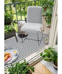 Fab Habitat 90x179cm Kimberley Black and White Recycled Plastic Outdoor Rug and Mat -The Shine Nook Sales Store 840979630 6 1 720x928