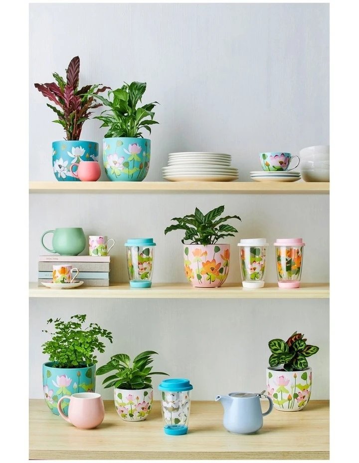 Maxwell & Williams Royal Botanic Gardens Lotus Planter Pot 16cm Mint 2 Maxwell & Williams Royal Botanic Gardens Lotus Planter Pot 16cm Mint - Image 2