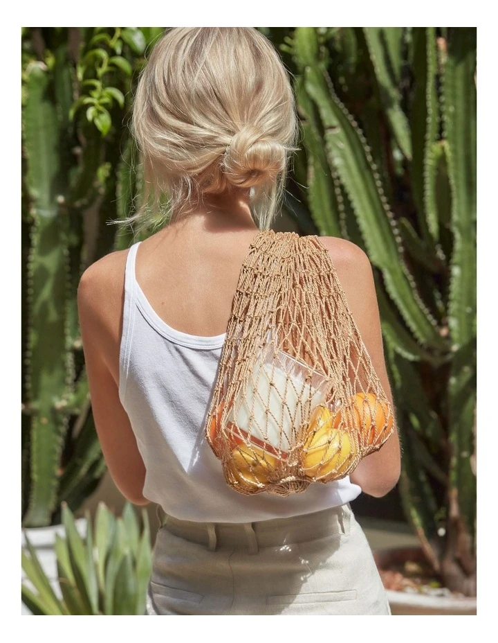 CIRCA Blood Orange Scented Soy Candle 350g 3 CIRCA Blood Orange Scented Soy Candle 350g - Image 3